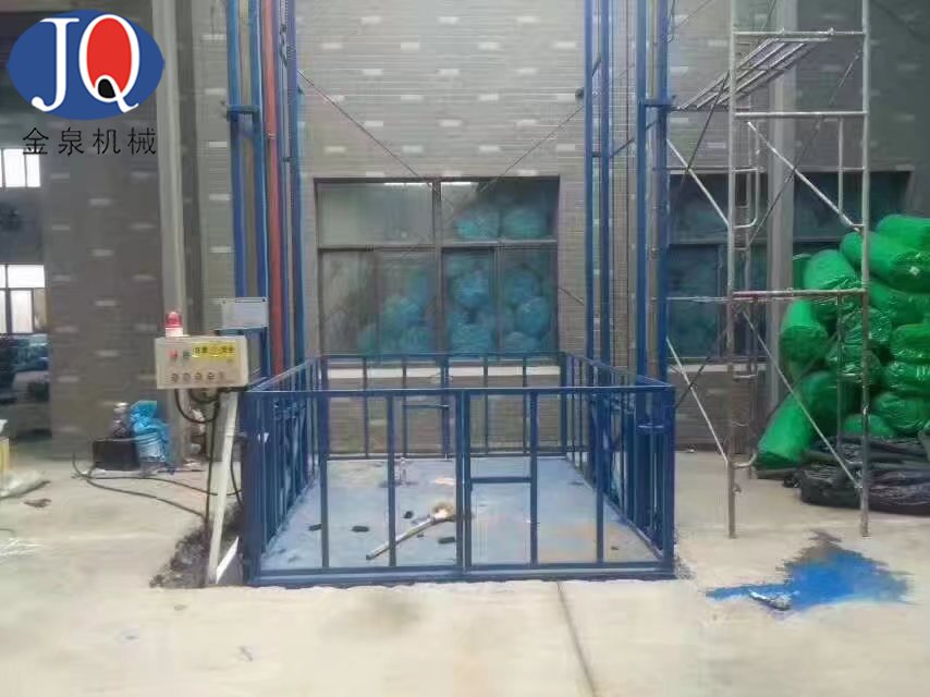 山東升降貨梯|斜掛升降機|殘疾人升降機|無障礙升降機|移動升降機|導軌式升降機廠家-濟南金泉升降機械有限公司 山東升降貨梯|斜掛升降機|殘疾人升降機|無障礙升降機|移動升降機|導軌式升降機廠家-濟南金泉升降機械有限公司